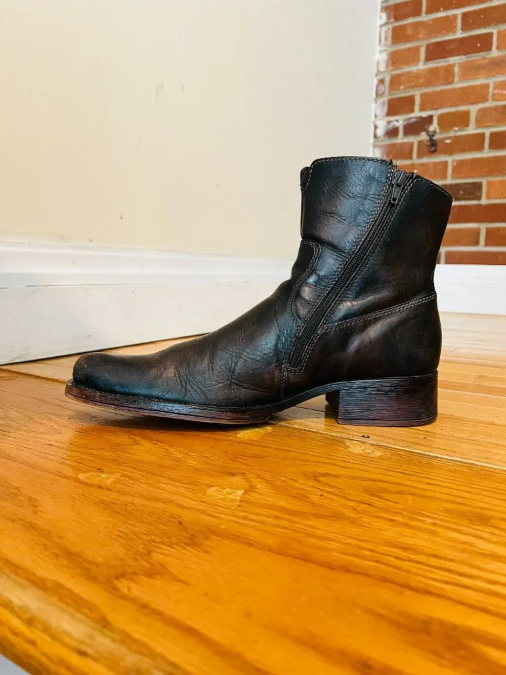 ALDO Men's Black Leather Chelsea Boots Square Toe Ankle Zip Size 44 US 11 Casual
